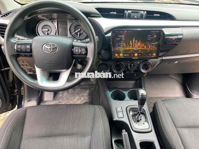Toyota Hilux 2021 2.4E 4x2 AT - 90000 km