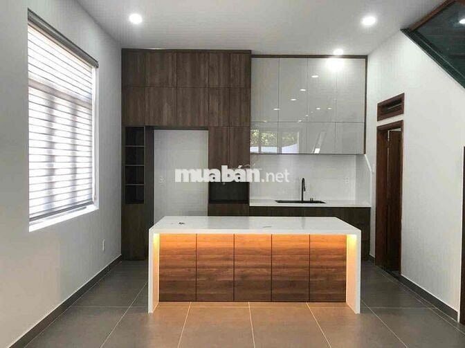 Cần bán hai căn góc hai mặt tiền Thạnh lộc 15 đường nhựa 8 m tổng diện