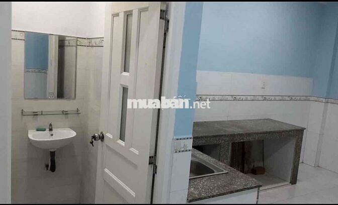 Nhà Mới Hẻm Chợ Kinh Doanh Cư Xá Phú Thọ Hoà , Giá chỉ 8,5tr