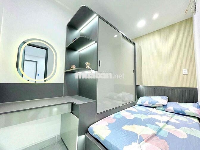 Bán Nhà Đẹp Đường Phan Xích Long - 30m2 3PN - Sổ 2025 Hoàn Công Đủ