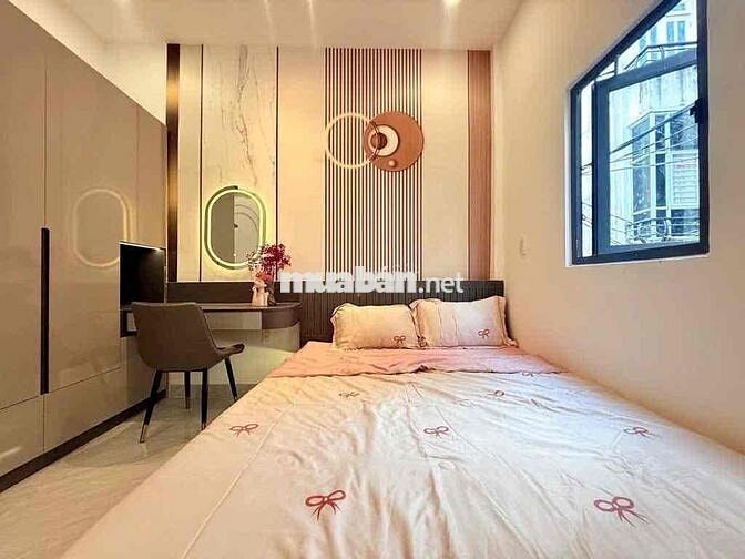 Bán Nhà Đẹp Đường Phan Xích Long - 30m2 3PN - Sổ 2025 Hoàn Công Đủ