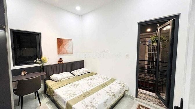 Bán Nhà Đẹp Đường Phan Xích Long - 30m2 3PN - Sổ 2025 Hoàn Công Đủ