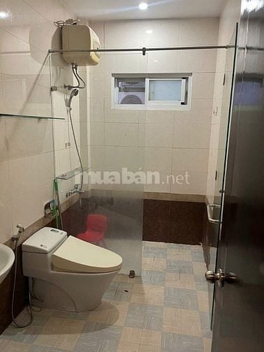 Cho thuê nhà đường số 44 khu Tân Quy Đông phường Tân Phong, Quận 7. 