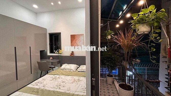 Bán Nhà Đẹp Đường Phan Xích Long - 30m2 3PN - Sổ 2025 Hoàn Công Đủ