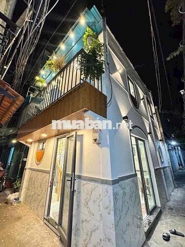 Bán Nhà Đẹp Đường Phan Xích Long - 30m2 3PN - Sổ 2025 Hoàn Công Đủ