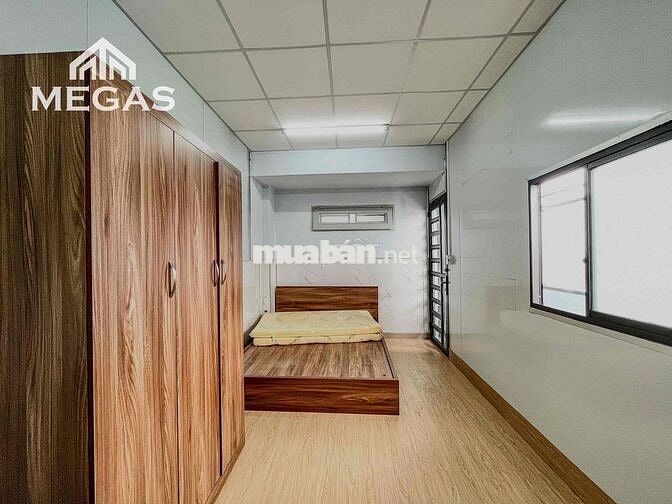 Đầy Đủ Nội Thất - Cửa Sổ, Ban Công - Ngay Lê Văn Khương _ Nhà máy bia