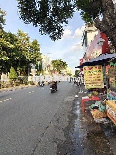 Bán nhà Tân Hương, Tân Phú hẻm xe hơi, gần nhà thờ
3t9
