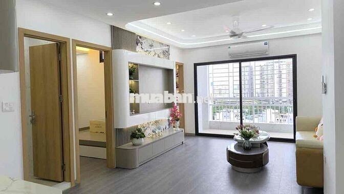 Hiếm quá - Chung cư tầng 15 sổ đỏ mặt phố Lê v Lương 70m2 chỉ 5,5 tỷ .