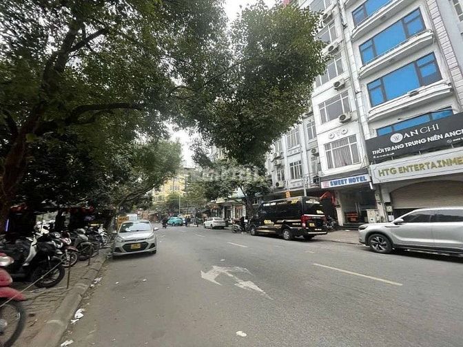 Bán tòa nhà Văn Phòng 50m2 x 8 tầng  mặt Phố Tú Mỡ, Cầu Giấy, Hà Nội