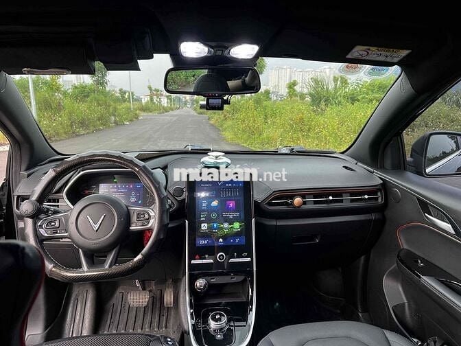 VinFast VFe34 2022 - 53456 km