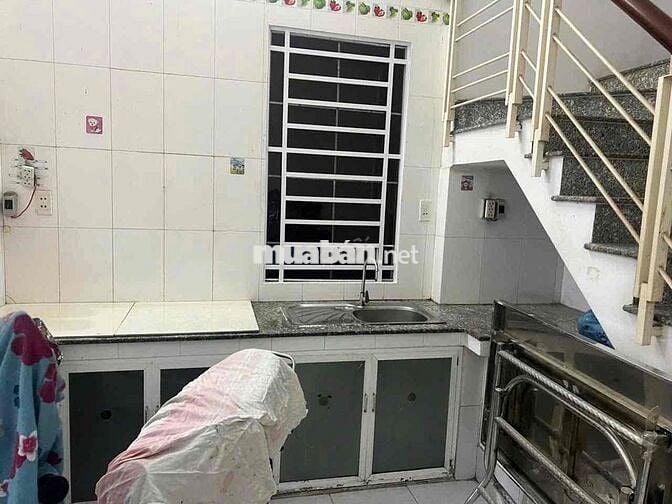 nhà thuê Nguyễn quý Yêm an lạc bình Tân DT 160m giá 12tr