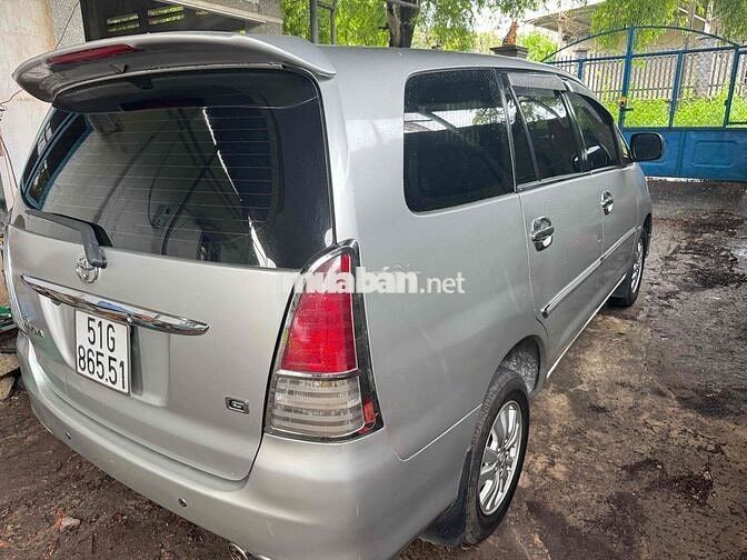 Toyota Innova 2010 G - 150000 km