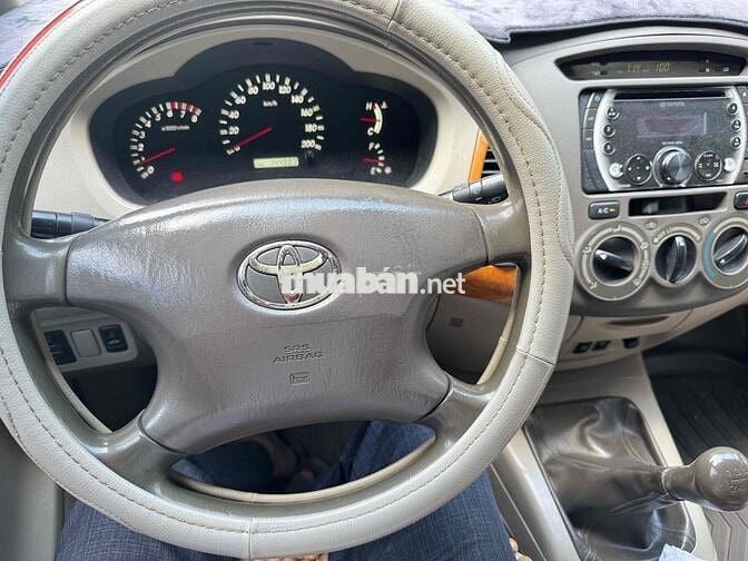 Toyota Innova 2010 G - 150000 km