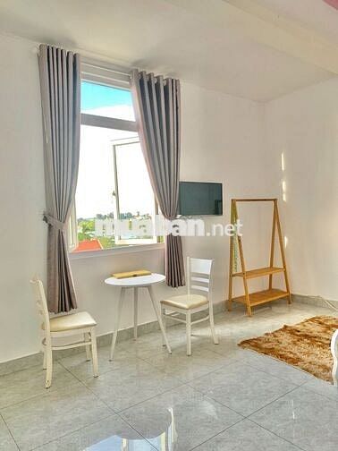 PHÒNG TRỌ VIEW BỜ SÔNG - RỘNG RÃI, CÓ DECOR