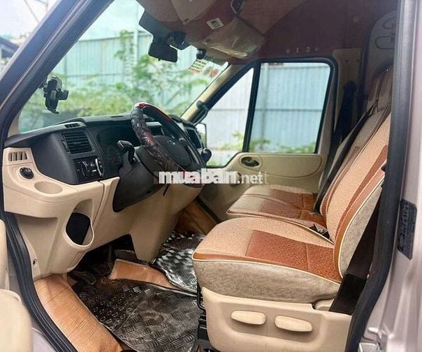 FORD TRANSIT SVP 16 CHỖ SX2021 - 110000 km