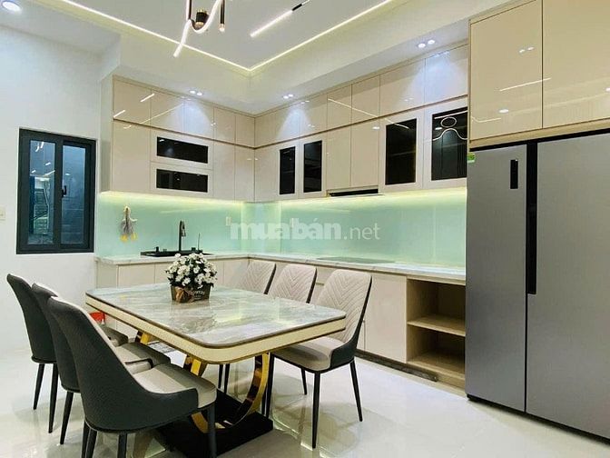 Chủ nhà kẹt nợ bán gấp nhà Lạc Long Quân Quận 11 – giá 4 tỷ800