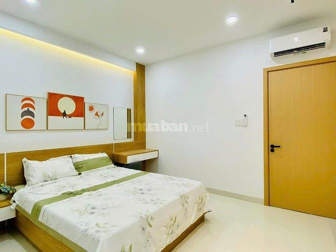 Chủ nhà kẹt nợ bán gấp nhà Lạc Long Quân Quận 11 – giá 4 tỷ800