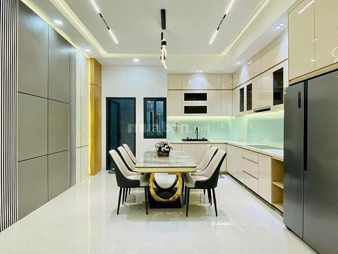 Chủ nhà kẹt nợ bán gấp nhà Lạc Long Quân Quận 11 – giá 4 tỷ800