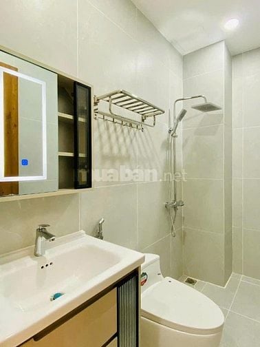 Chủ nhà kẹt nợ bán gấp nhà Lạc Long Quân Quận 11 – giá 4 tỷ800