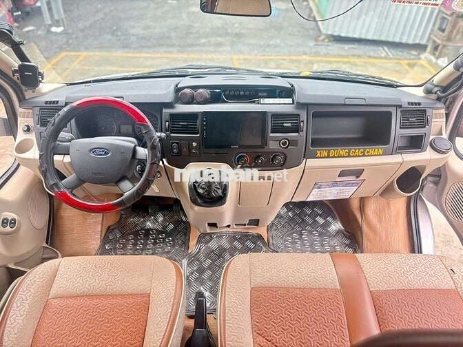 FORD TRANSIT SVP 16 CHỖ SX2021 - 110000 km