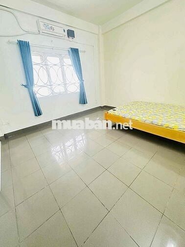 CĂN HỘ 1 PHÒNG NGỦ TÁCH BẾP FULL NỘI THẤT CÓ CỬA SỔ TRỜI SIÊU THOÁNG