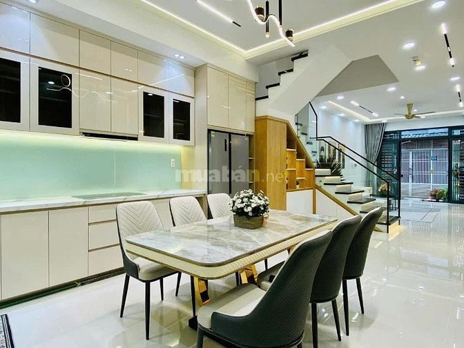 Chủ nhà kẹt nợ bán gấp nhà Lạc Long Quân Quận 11 – giá 4 tỷ800