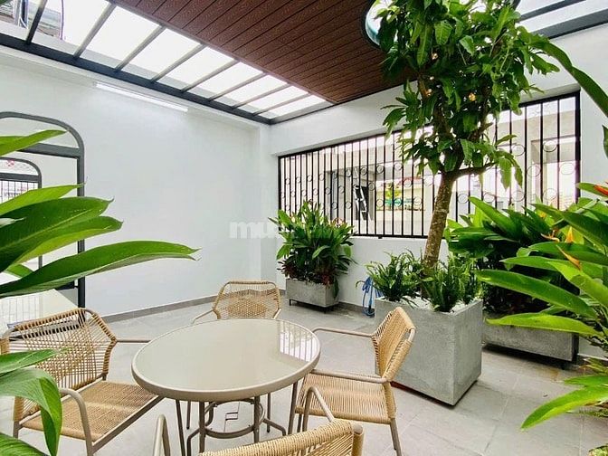 Chủ nhà kẹt nợ bán gấp nhà Lạc Long Quân Quận 11 – giá 4 tỷ800
