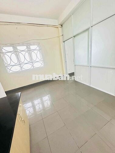CĂN HỘ 1 PHÒNG NGỦ TÁCH BẾP FULL NỘI THẤT CÓ CỬA SỔ TRỜI SIÊU THOÁNG
