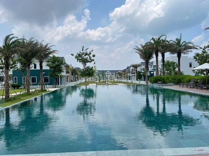Chính chủ bán biệt thự song lập, hướng trực diện biển