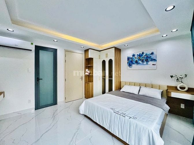 Nội thất 4tỷ nhà Bàn Cờ khu VIP Quận 3, SHR, 1 trệt 3 lầu sân thượng