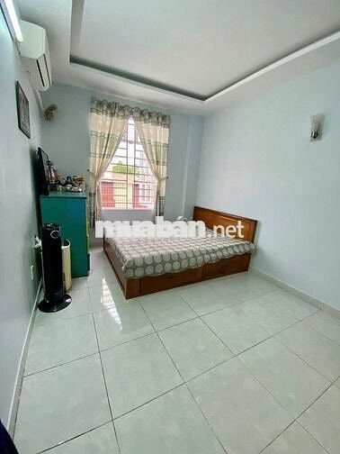 NHÀ HOÀN CÔNG 1 TRỆT 2 LẦU NGAY CẦU ÔNG 4,PHƯỚC KIỂN NHÀ BÈ CHỈ 1TY900