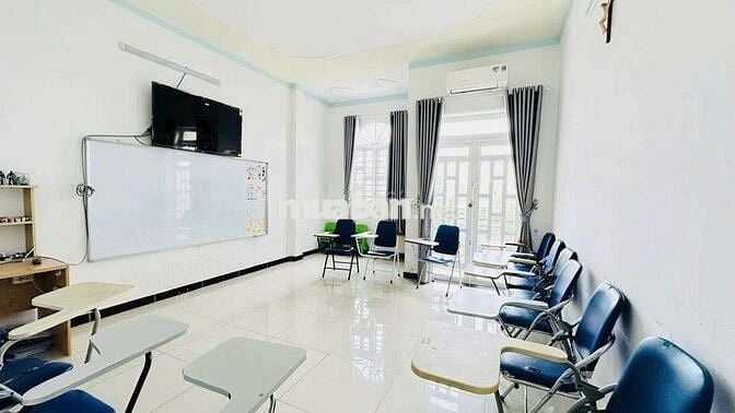 NHÀ MT Ở NGAY, 4.5x20M,  PN TRỆT- HẺM OTO KINH DOANH, 3 ĐỒNG TL