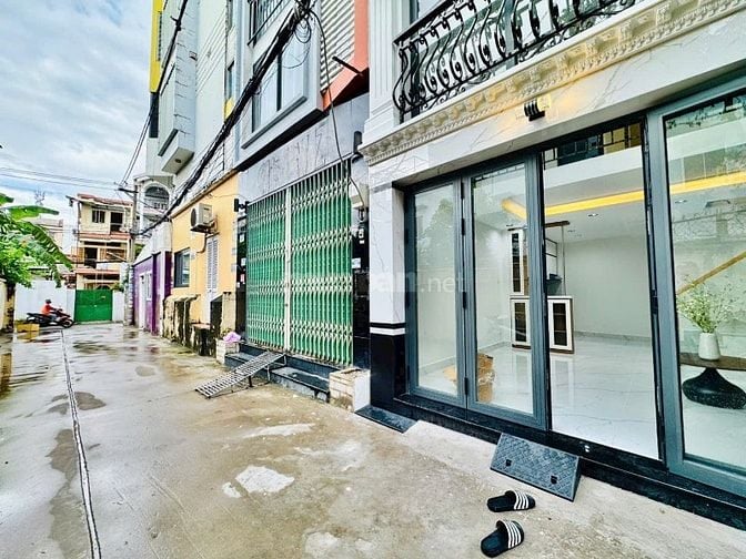 Nội thất 4tỷ nhà Bàn Cờ khu VIP Quận 3, SHR, 1 trệt 3 lầu sân thượng