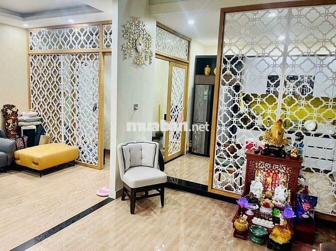 Bán nhà đẹp hẻm oto 79 xô viết