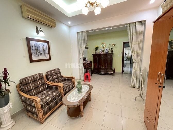 Bán nhà MT đường nội bộ Tạ Quang Bửu khu vip Q.8 - 6m x 20m - 24 tỉ