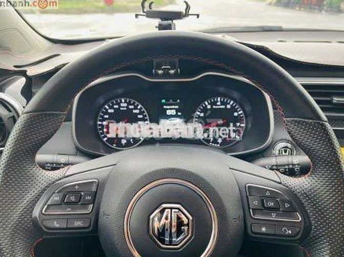 MG ZS Standard 1.5 AT 2WD 2024