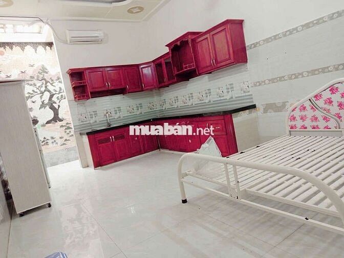 Phòng tầng trệt rộng full nội thất