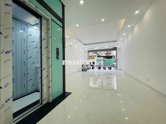 SIÊU PHẨM NHÀ MỚI PHÂN LÔ LIỀN KỀ 5 TẦNG THANG MÁY RẺ NHẤT VĂN KHÊ