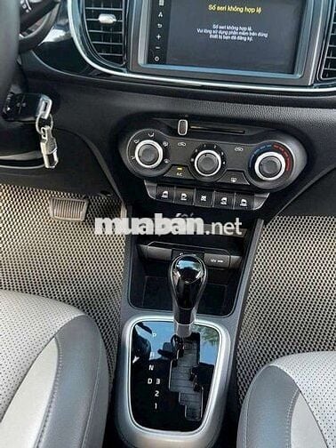 Kia Soluto 2020 xe cá nhân đi ít giữ kỹ