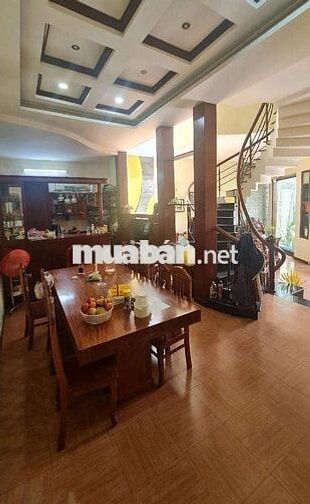 BIỆT PHỦ 4T/SD290M² MT CHỢ HẬU GIANG ĐƯỜNG 8M THÔNG