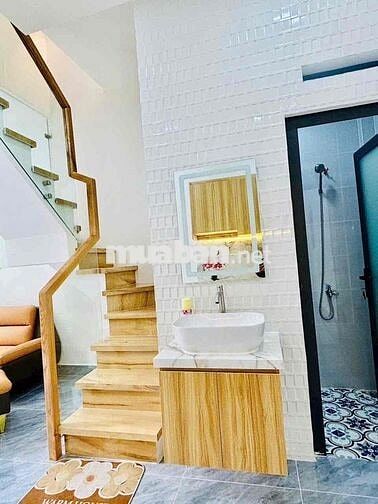 QUẬN 6 , 2 PN DỌN VÀ Ở NGAY CHỈ HƠN 3 TỶ
