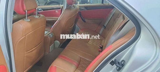 Xe mercedes C200 rất đẹp chạy rất êm đẳng cấp
