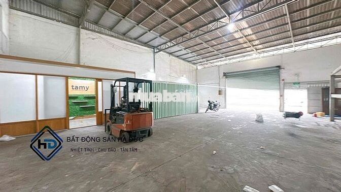 Xưởng 550m có sẵn điện 3 PHA xe Contener ra vào thoải mái