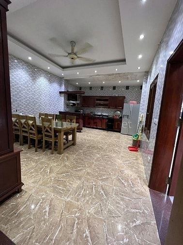 Nhà 5 tầng,2 mặt trước sau phù hợp KD,văn phòng Nguyễn Khuyến,Hà Đông