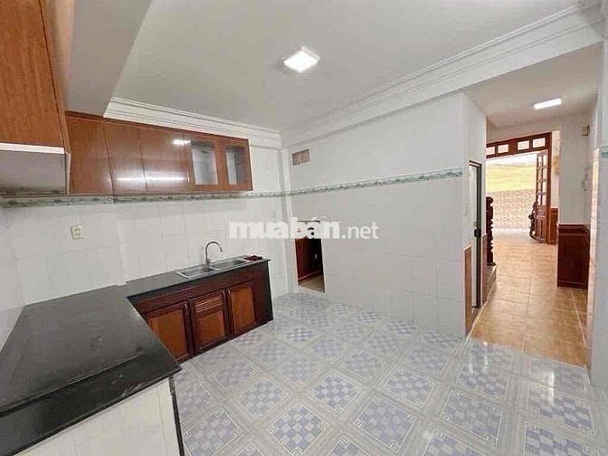 - SÁT MTKD - NI SƯ HUỲNH LIÊN - HXH 4M