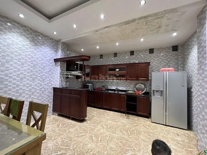 Nhà 5 tầng,2 mặt trước sau phù hợp KD,văn phòng Nguyễn Khuyến,Hà Đông