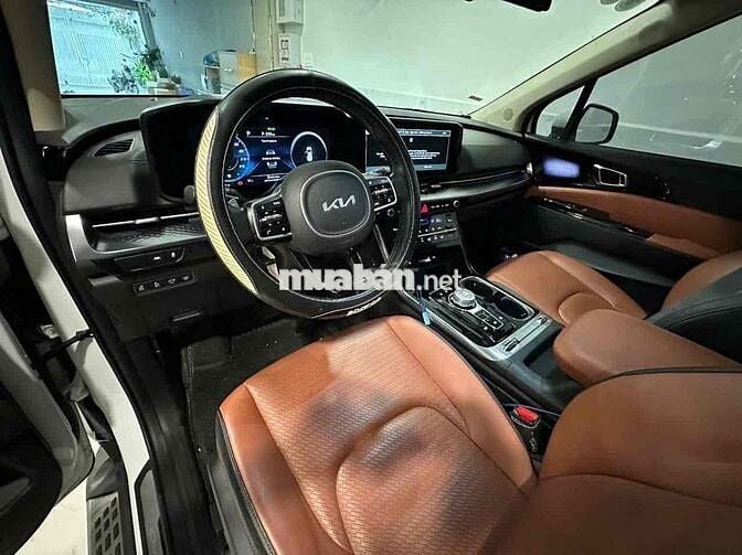 Kia Carnival 2022 3.5G Signature 7 chỗ - 33000 km