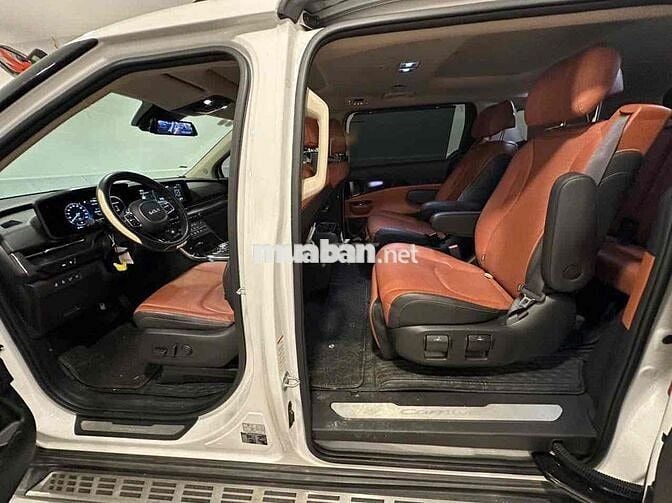 Kia Carnival 2022 3.5G Signature 7 chỗ - 33000 km