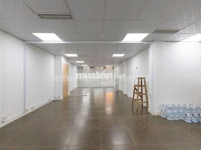 Thuê văn phòng giá rẻ Phú Nhuận 110m², chỉ 300k/m²