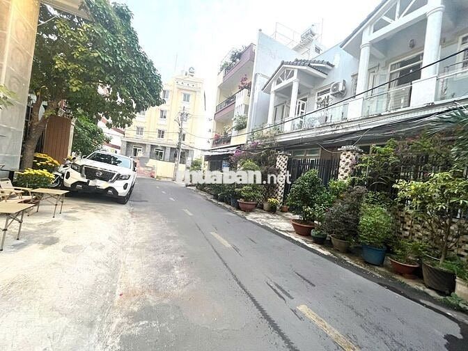 HÀNG NGỘP LÔ ĐẤT NGANG 6M ĐƯỜNG VÕ VĂN NGÂN GẦN NGÃ 4 THỦ ĐỨC